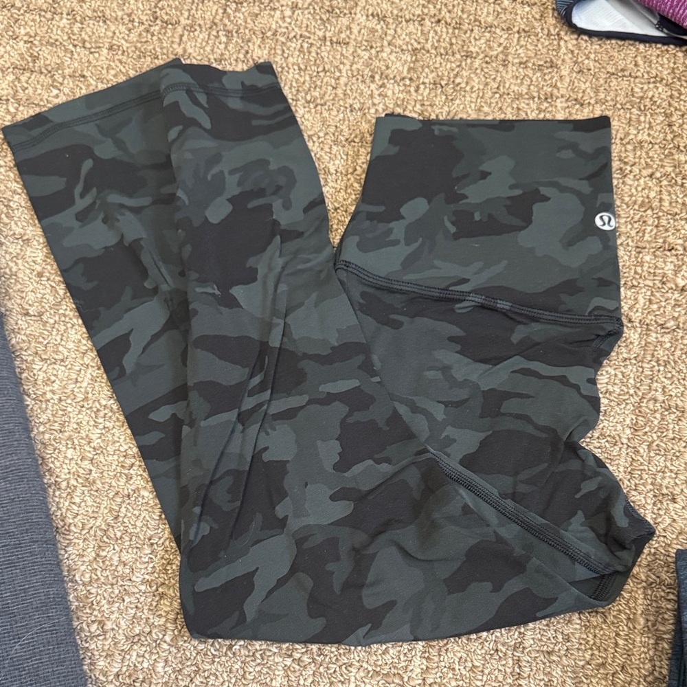 lululemon athletica Camo Leggings - Black and Green